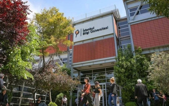 Türkiyənin məşhur universiteti bağlandı - FOTO