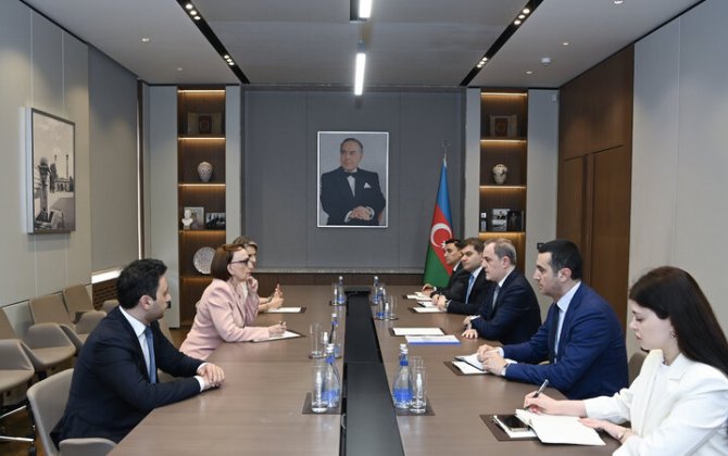 Ceyhun Bayramov Rebeka Qrinspanla görüşüb - FOTO