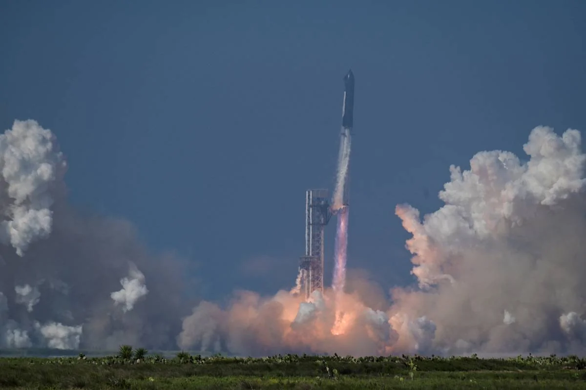 Dünya tarixinin ən böyük raketi: 