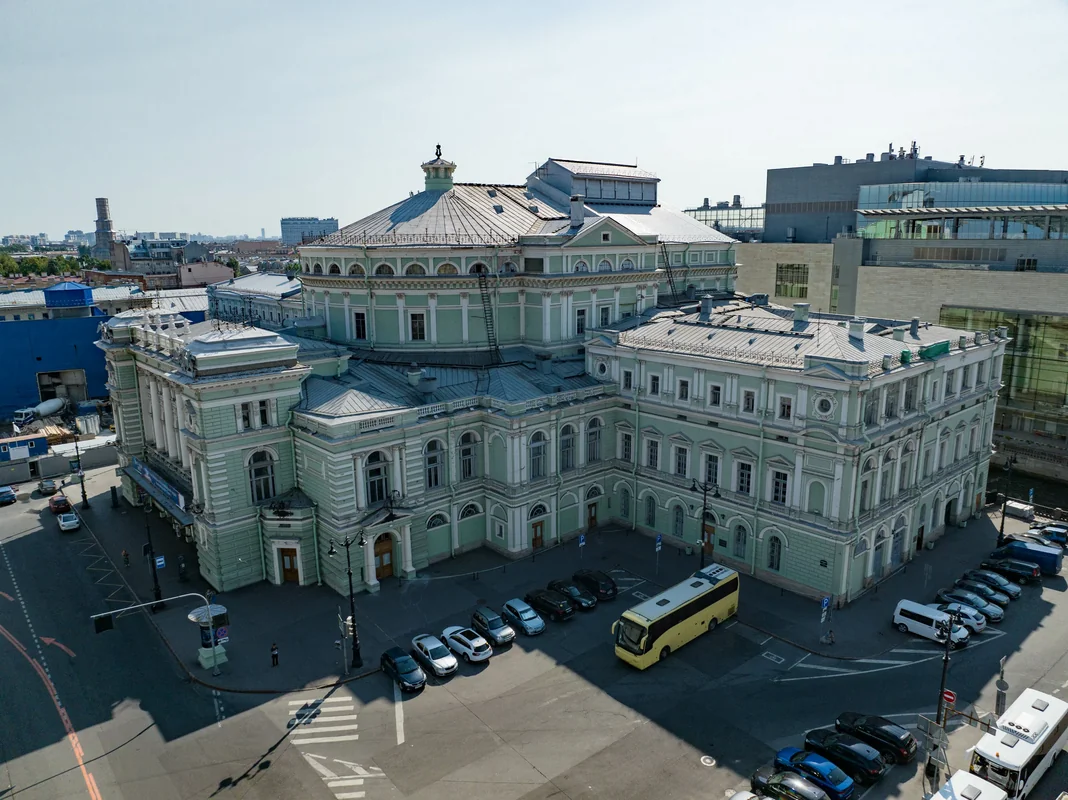 СМИ: Артист Мариинского театра выстрелил в 11-летнего ребенка в Петербурге