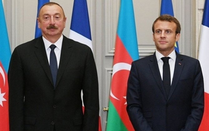 Makron Prezident İlham Əliyevi təbrik edib