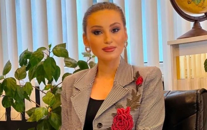 Erməni jurnalist azərbaycanlıları təbrik etdi