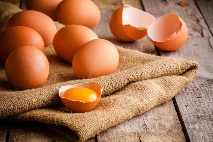 Vaxtı keçmiş yumurtanı yemək olar?