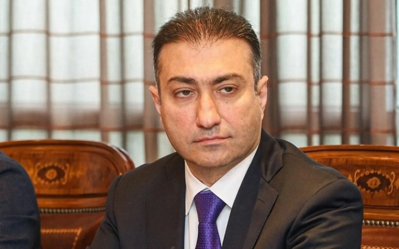 Anar Bayramov 4 departament müdirini vəzifəsindən azad etdi