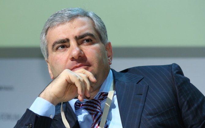 Карапетян получил право на выборы: суд Армении вернул ему паспорт