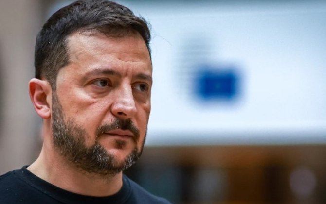 Zelenski: Bu gecə Rusiyanın Ukraynaya kütləvi hücumu ola bilər