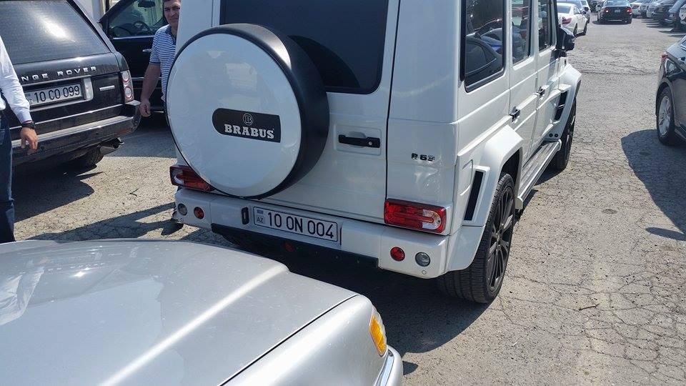 Bakının ən bahalı nömrəli brend maşınları “ştrafnoy”x9dda - Fotolar Bakının ən bahalı nömrəli brend maşınları “ştrafnoy”x9dda - Fotolar