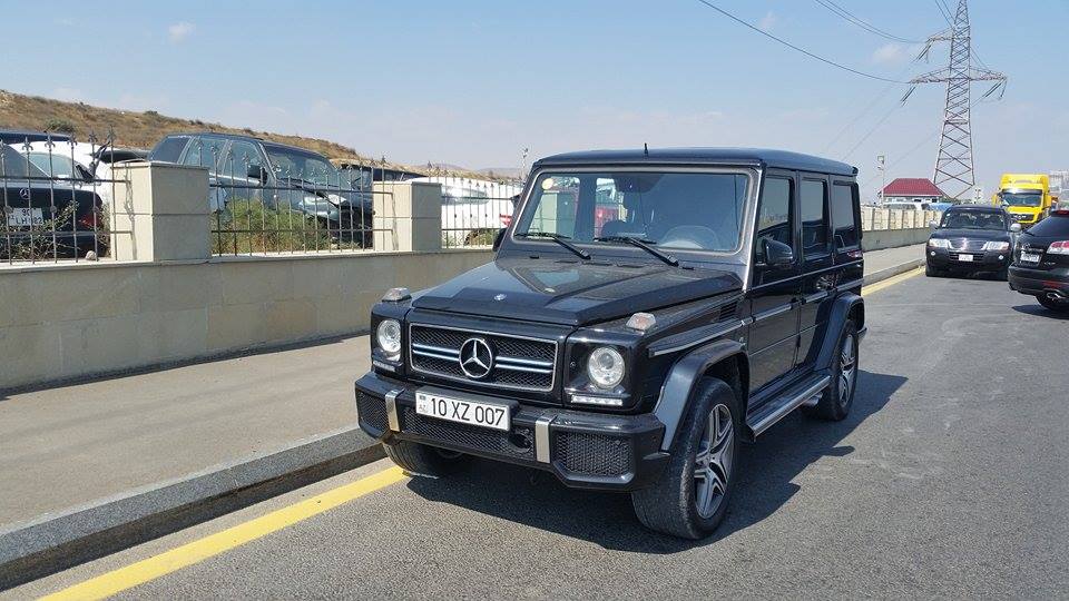 Bakının ən bahalı nömrəli brend maşınları “ştrafnoy”x9dda - Fotolar Bakının ən bahalı nömrəli brend maşınları “ştrafnoy”x9dda - Fotolar