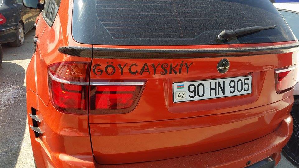 Bakının ən bahalı nömrəli brend maşınları “ştrafnoy”x9dda - Fotolar Bakının ən bahalı nömrəli brend maşınları “ştrafnoy”x9dda - Fotolar