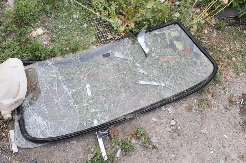 Goranboyda minik avtomobili aşıb, altı nəfər xəsarət alıb