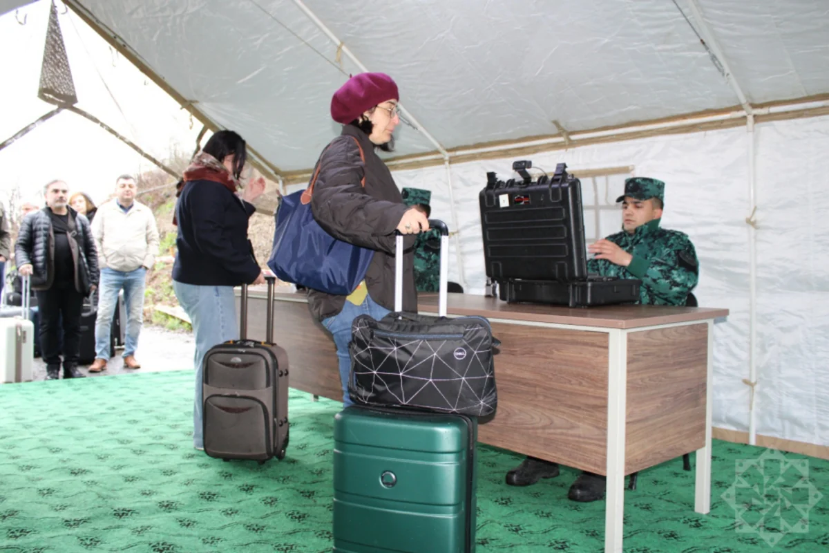 Ermənistanın vətəndaş cəmiyyətinin nümayəndələri Azərbaycana gəliblər - FOTO