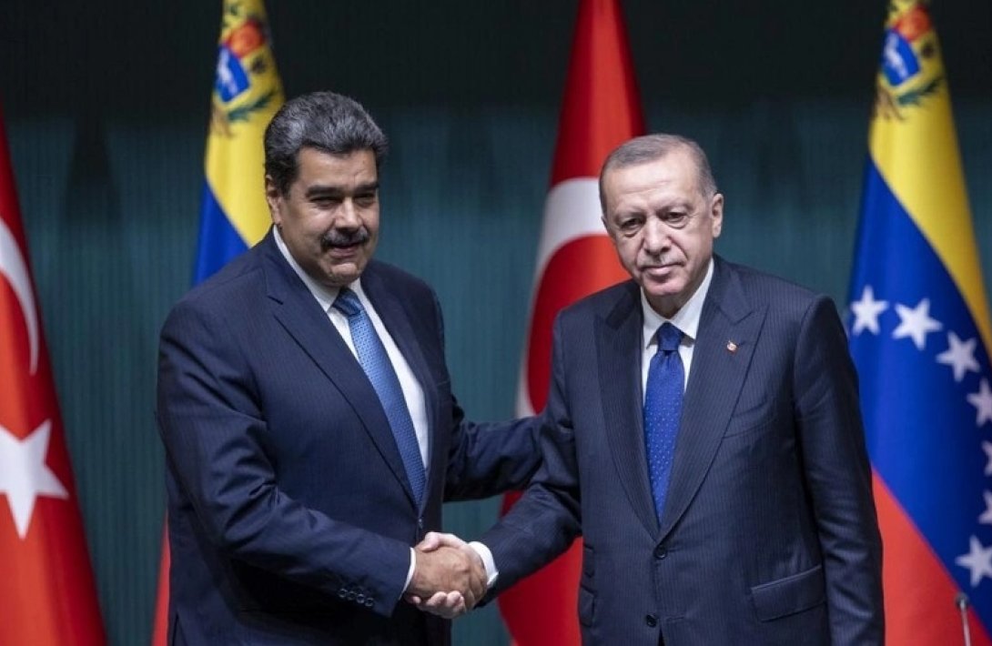 Эрдоган заявил Мадуро о важности диалога между США и Венесуэлой