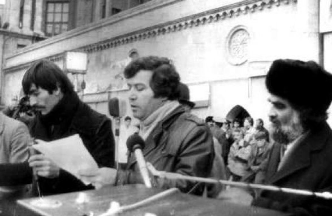 Sabir Rüstəmxanlı Nemət Pənahlı ilə harada və necə tanış olub?..- ARXİV MATERİALLARI