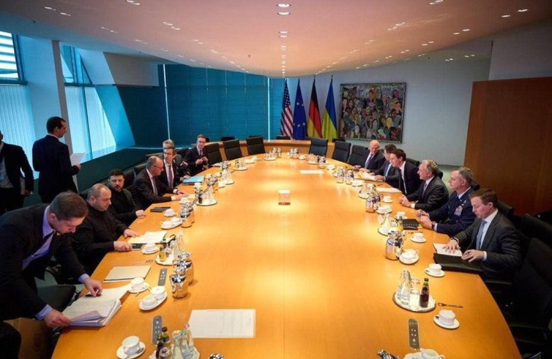 Berlində müharibənin bitməsi ilə bağlı növbəti Ukrayna-Amerika danışıqları başlandı...- FOTOLAR