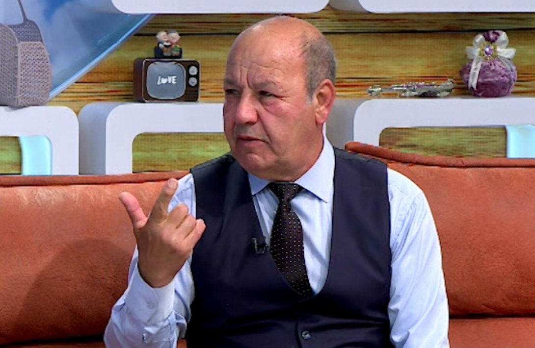 Efir qadağası qoyulduğu deyilən Əli Mirəliyev: “Adımı o siyahıya həmin müğənnilər yazdırıb, acıq çıxırlar” - FOTO+ÖZƏL