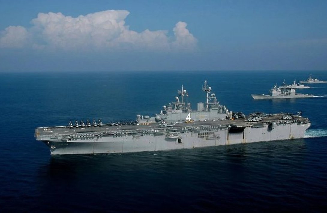 ABŞ minlərlə dəniz piyadası və bir neçə desant gəmisini Yaxın Şərqə göndərir