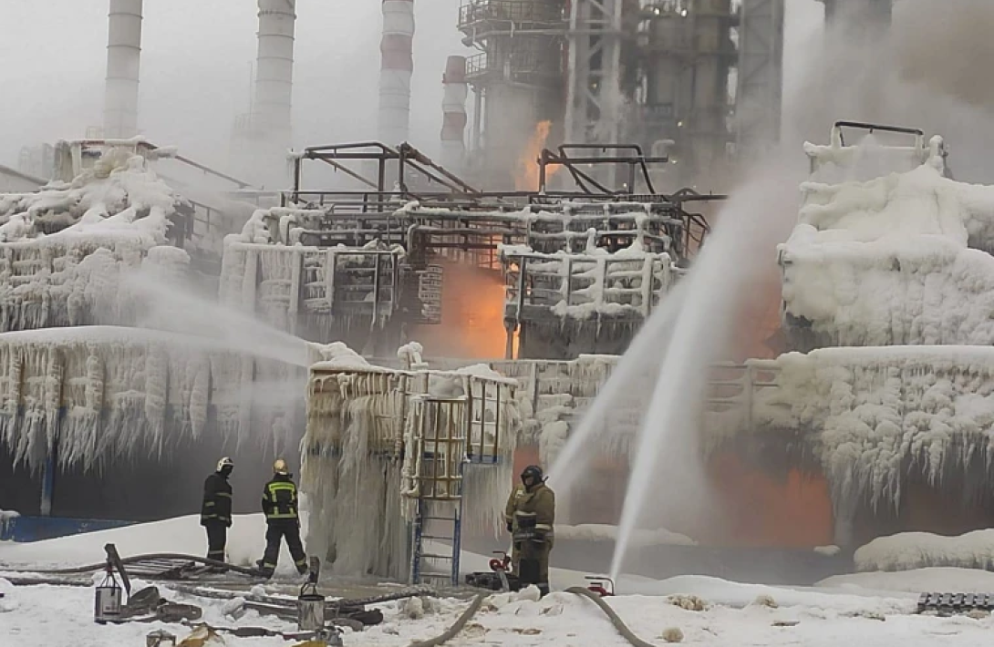 Ukraynanın dron zərbələri Rusiyanın neft ixracatının 40 %-ni iflic edib...-