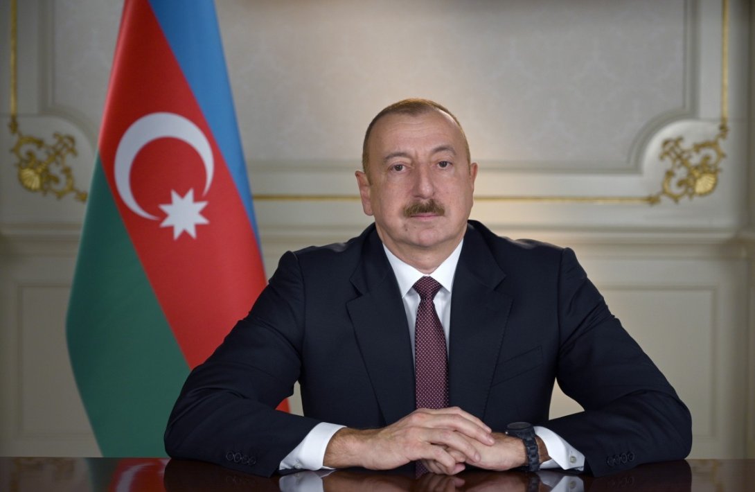 Prezident İlham Əliyev Si Cinpinə başsağlığı verib