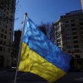 Украина получила $1 млрд от Великобритании и Японии