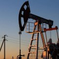 Азербайджанская нефть незначительно подешевела