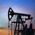 Цена азербайджанской нефти превысила $74