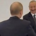 Алиев и Путин обменялись рукопожатием