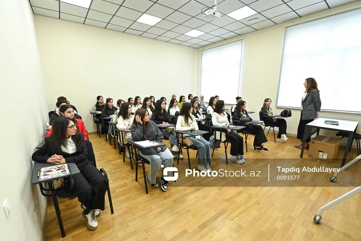 Более 100 студентов из 11 стран подали заявки на перевод в вузы Азербайджана