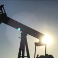 Цена нефти Brent на ICE опустилась ниже $66 за баррель впервые с 20 августа