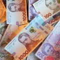 Украинская гривна за 6 месяцев подешевела к доллару и евро на 5%