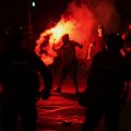 В Сербии в ходе ночных беспорядков пострадали 14 полицейских