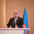 Nazir “Azərbaycan tarixi” və “Azərbaycan dili” dərsliklərində olan problemlərdən danışdı