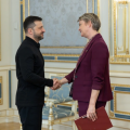 Zelenski Britaniyanın yeni XİN başçısı ilə görüşüb