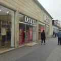 DeFacto закрывает свои магазины в Азербайджане