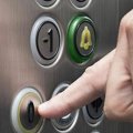 Liftdə köməksiz qalan şəxslər xilas edildi