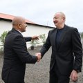 Prezident Sos sakininin evində oldu - FOTOLAR