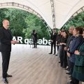 “Özünə hörmət edən insan orada yaşamazdı” - Prezident