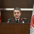 Сельчук Байрактароглу прибыл в Азербайджан