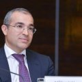 Mikayıl Cabbarov dünya çempionatında medal qazanan güləşçimizi təbrik etdi - FOTO