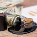 Цена на азербайджанскую нефть упала ниже $70