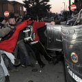 В Милане при столкновениях с протестующими пострадали 60 полицейских