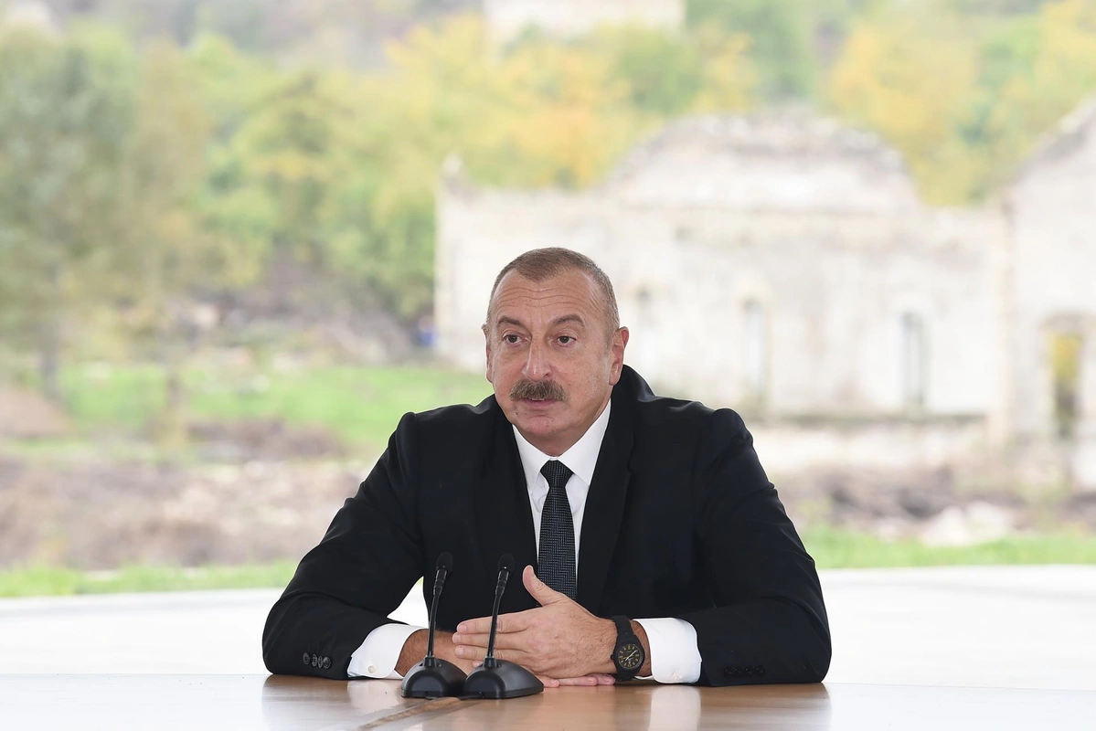 Azərbaycan Prezidenti: 
