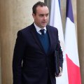 Премьер Франции намерен сформировать новое правительство до 1 октября
