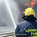 На складе в поселке Ашагы Гюздек произошел сильный пожар - ОБНОВЛЕНО