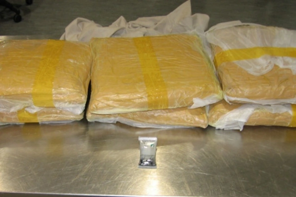 Azərbaycandan Gürcüstana keçən avtomobildən 200 kiloqram heroin aşkar edildi