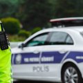 Yol polisi küləkli hava ilə bağlı müraciət edib