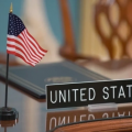 Госдеп США временно закроет центры иностранных СМИ