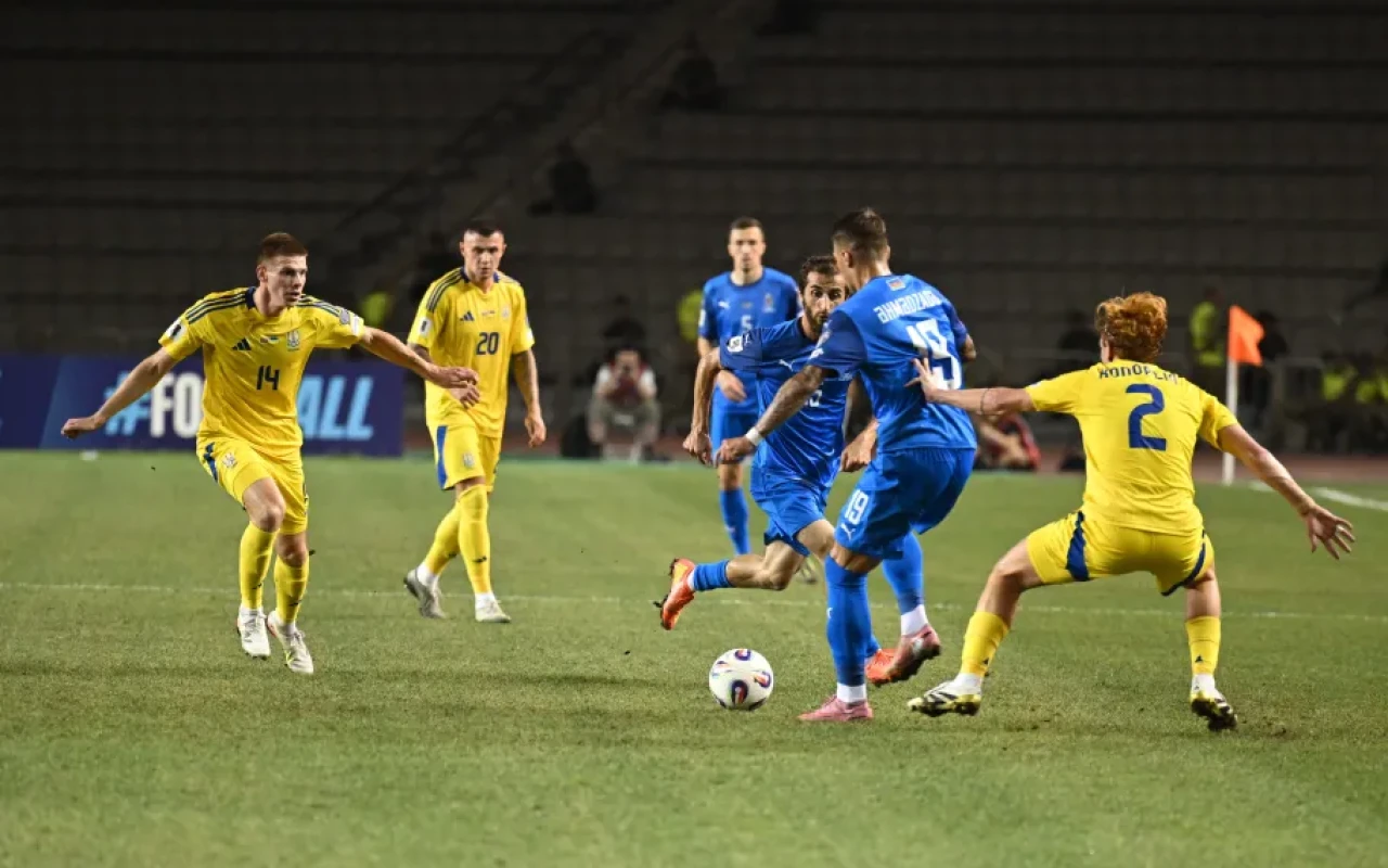 Ukrayna millisi Azərbaycana qarşı bu futbolçularla oynayacaq