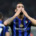 Hakan Çalhanoğlu karyerasını Türkiyədə davam etdirə bilər