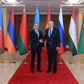 Ceyhun Bayramov tacikistanlı həmkarı ilə görüşüb