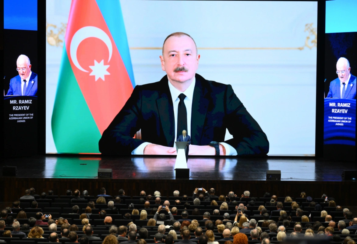 İlham Əliyev Beynəlxalq Hakimlər Assosiasiyasının 67-ci Baş Assambleyasının iştirakçılarına müraciət edib